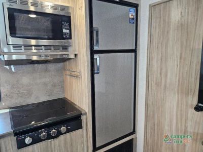 2022 Winnebago Minnie — photo 23 view
