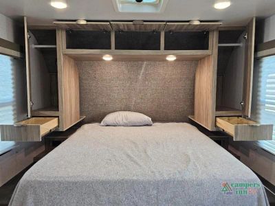 2022 Winnebago Minnie — photo 35 view