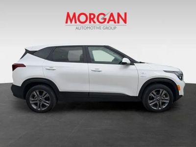 2022 Kia Seltos — rear three-quarter view