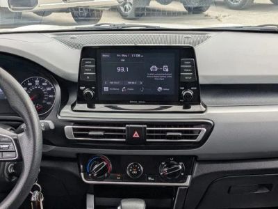 2022 Kia Seltos — photo 18 view