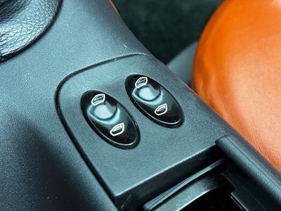 1998 Porsche Boxster — photo 21 view