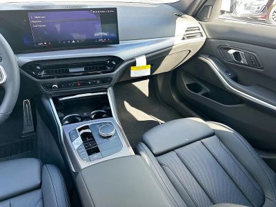 2026 BMW 3 Series — photo 18 view