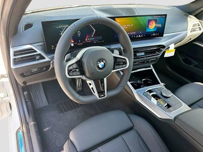 2026 BMW 3 Series — photo 7 view