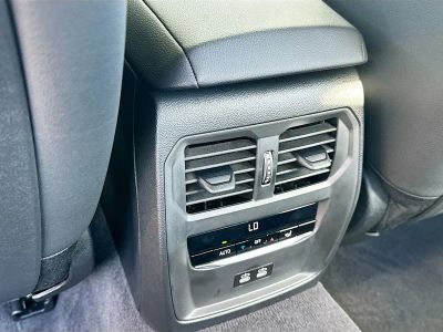 2026 BMW 3 Series — photo 19 view