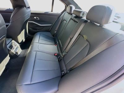 2026 BMW 3 Series — photo 20 view