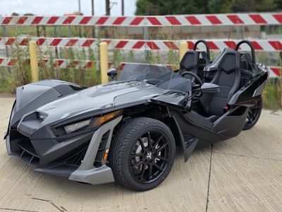2025 Polaris Slingshot Slingshot SLR AutoDrive - Photo 4