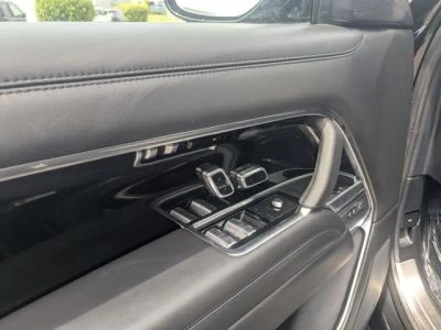 2024 Land Rover Range Rover — photo 16 view