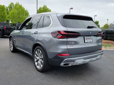 2026 BMW X5 — detail view