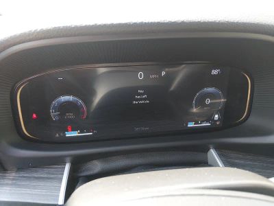 2024 Jeep Wagoneer L — photo 13 view