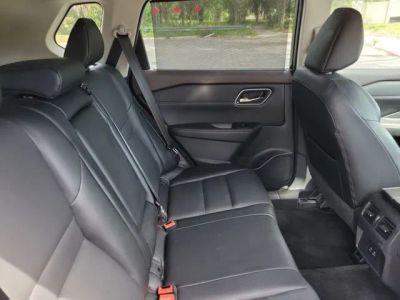 2021 Nissan Rogue — photo 34 view