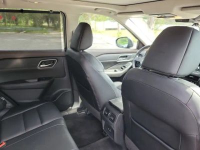 2021 Nissan Rogue — photo 33 view