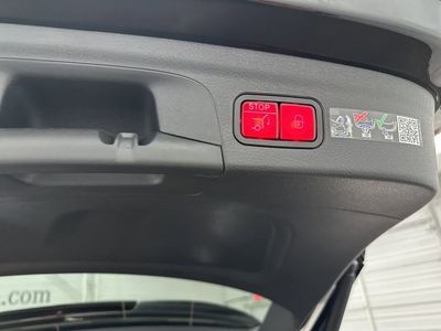 2026 Mercedes-Benz GLE — photo 61 view
