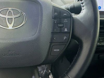 2023 Toyota Prius — photo 17 view