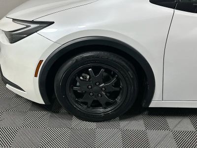 2023 Toyota Prius — photo 11 view
