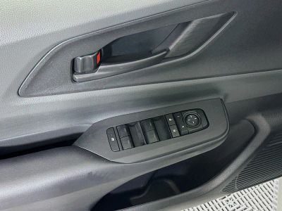 2023 Toyota Prius — photo 14 view