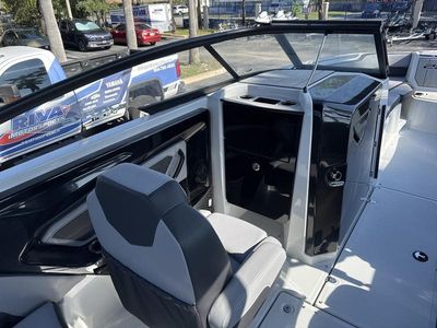 2025 Yamaha Boats 255XD - Photo 12