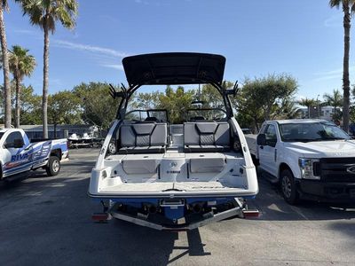 2025 Yamaha Boats 255XD - Photo 6