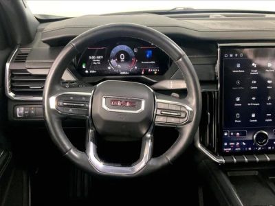 2024 GMC Acadia — detail view