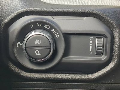 2026 Jeep Gladiator — photo 22 view