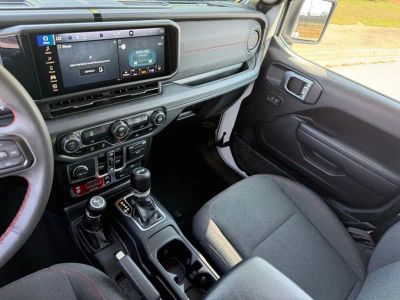 2024 Jeep Wrangler - Photo 31