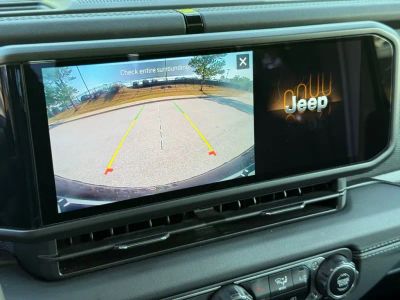 2024 Jeep Wrangler - Photo 35