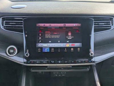 2022 Jeep Wagoneer — photo 16 view