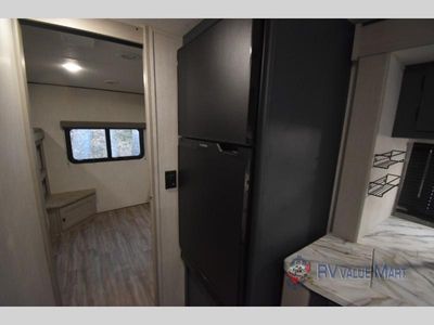 2024 Coachmen RV Apex Ultra-Lite - Photo 14
