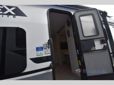 2024 Coachmen RV Apex Ultra-Lite - Photo 6