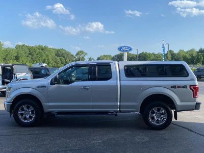 2017 Ford F-150 — interior view