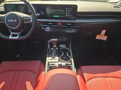 2026 Kia K5 — photo 14 view