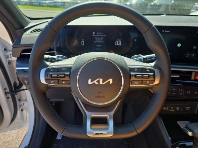 2026 Kia K5 — photo 29 view
