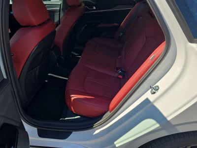 2026 Kia K5 — photo 16 view