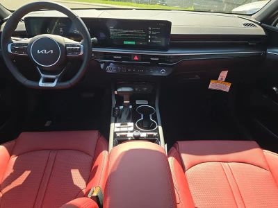 2026 Kia K5 — photo 12 view