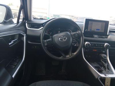 2024 Toyota RAV4 - Photo 17