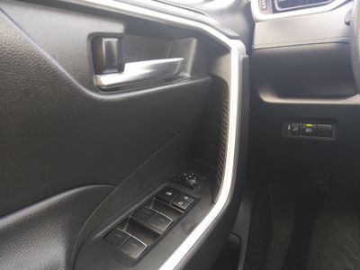 2024 Toyota RAV4 - Photo 20