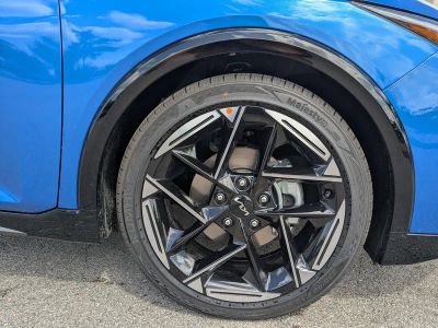 2026 Kia K4 Hatchback — photo 11 view