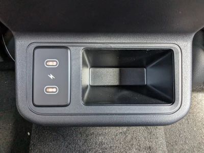 2026 Kia K4 Hatchback — photo 17 view