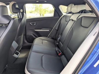 2026 Kia K4 Hatchback — photo 16 view