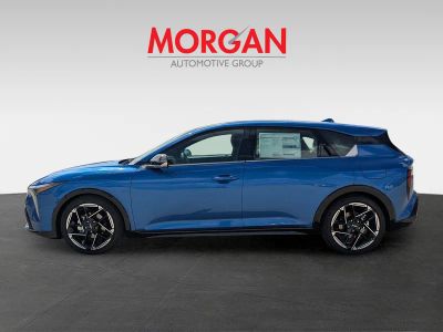 2026 Kia K4 Hatchback — photo 8 view