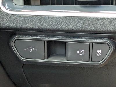 2026 Kia K4 Hatchback — photo 32 view