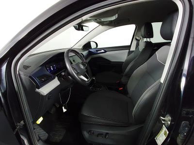 2024 Volkswagen Taos - Photo 19