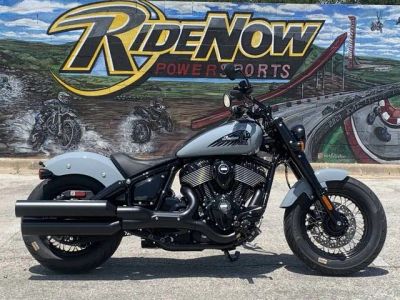 2025 Indian Motorcycle® Chief® Bobber Dark Horse® Storm Gray — front three-quarter view