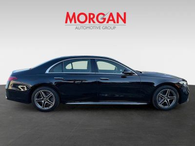 2021 Mercedes-Benz S-Class — side profile view