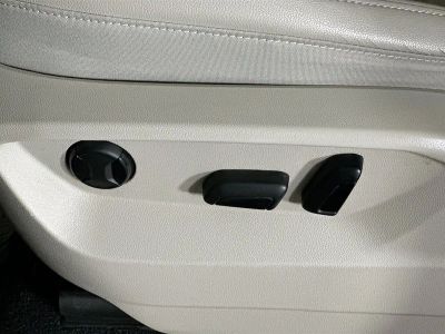 2019 Volkswagen Atlas — photo 13 view