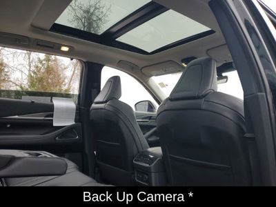 2023 INFINITI QX60 LUXE - Photo 17