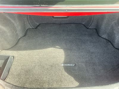 2011 Toyota Camry — photo 17 view