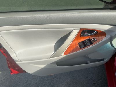 2011 Toyota Camry — photo 15 view