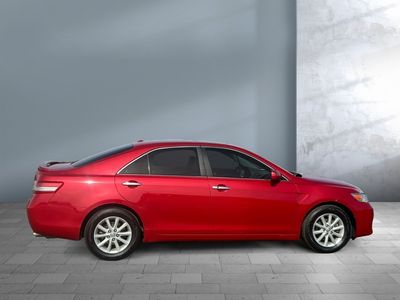 2011 Toyota Camry — photo 7 view