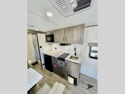 2026 Grand Design Transcend One - Photo 10