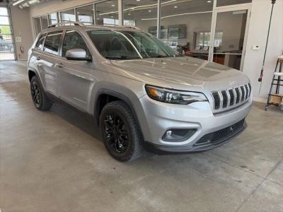 2020 Jeep Cherokee — rear three-quarter view